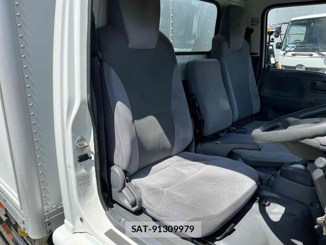 Isuzu ELF TRUCK 2015-05 8035374-19