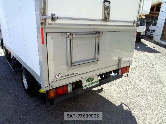 Isuzu ELF TRUCK 2016-05 8035381-12