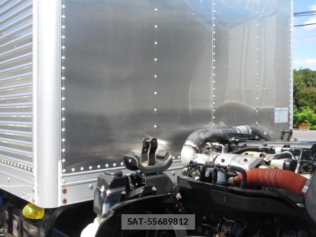 Isuzu ELF TRUCK 2021-02 8035371-15