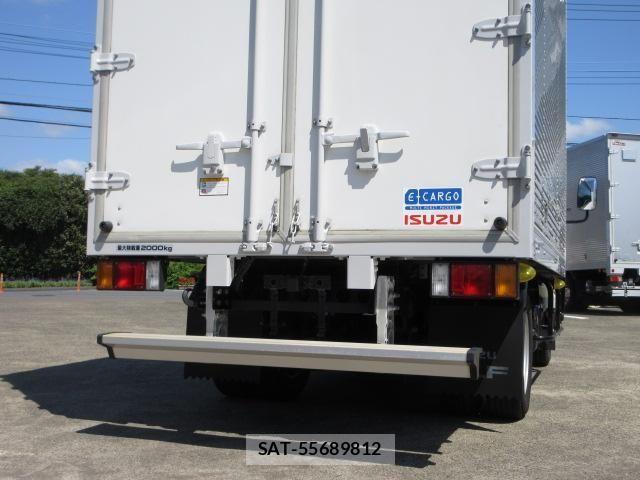 Isuzu ELF TRUCK 2021-02 8035371-20