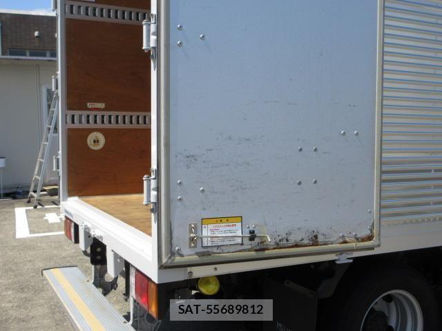 Isuzu ELF TRUCK 2021-02 8035371-28