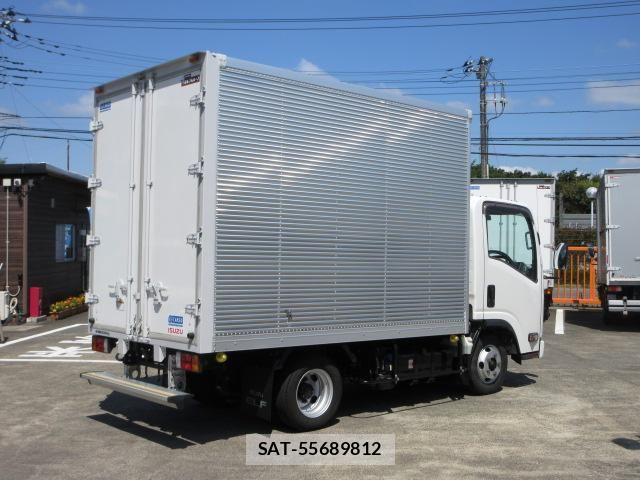 Isuzu ELF TRUCK 2021-02 8035371-2