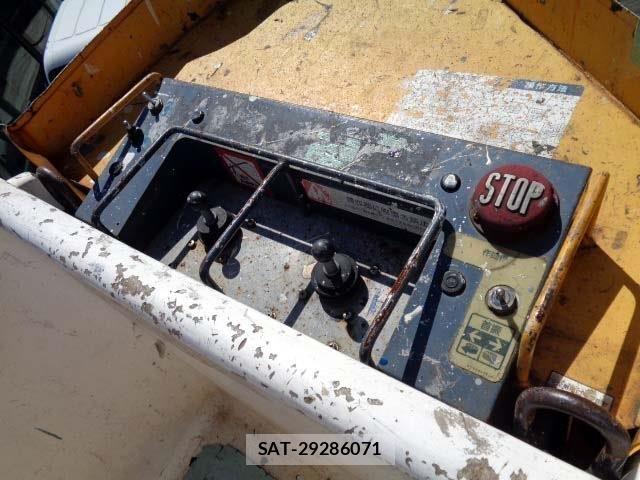 Isuzu ELF TRUCK 2010-06 8035380-11