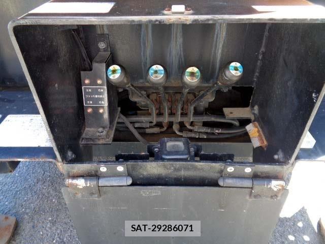 Isuzu ELF TRUCK 2010-06 8035380-15