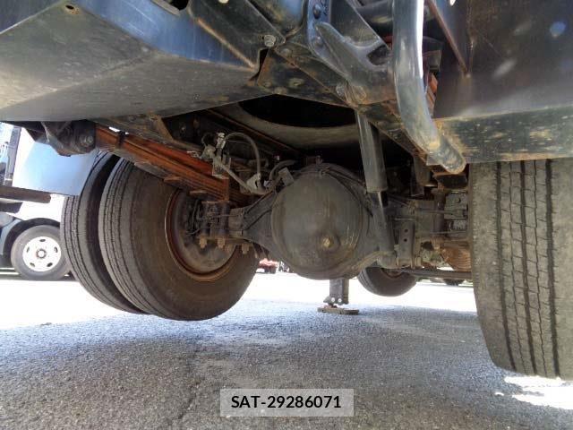 Isuzu ELF TRUCK 2010-06 8035380-18