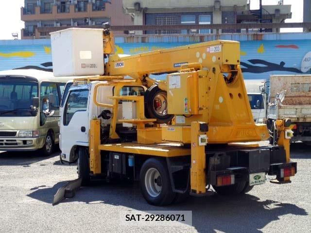 Isuzu ELF TRUCK 2010-06 8035380-1