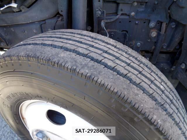 Isuzu ELF TRUCK 2010-06 8035380-19