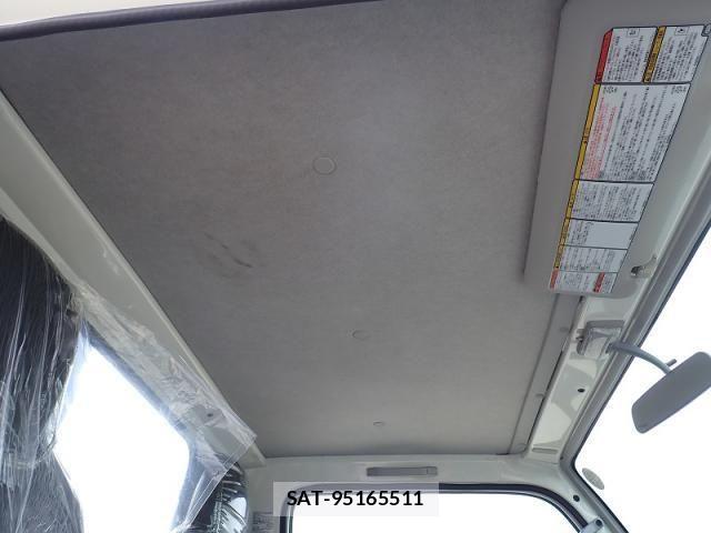 Isuzu ELF TRUCK 2023-08 8035368-12