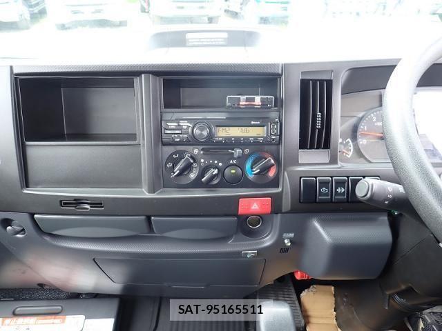 Isuzu ELF TRUCK 2023-08 8035368-15
