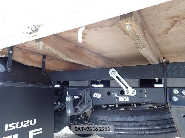 Isuzu ELF TRUCK 2023-08 8035368-16