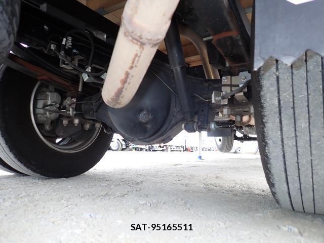 Isuzu ELF TRUCK 2023-08 8035368-18
