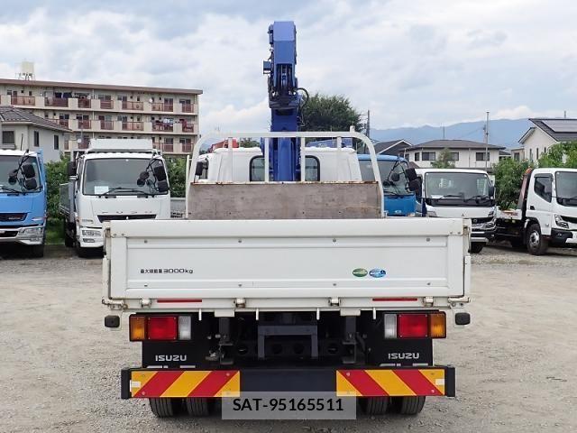 Isuzu ELF TRUCK 2023-08 8035368-5