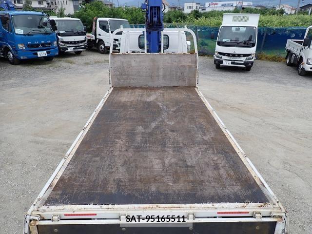 Isuzu ELF TRUCK 2023-08 8035368-7