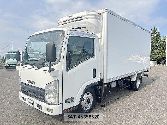 Isuzu ELF TRUCK 2013-05 8035379-0