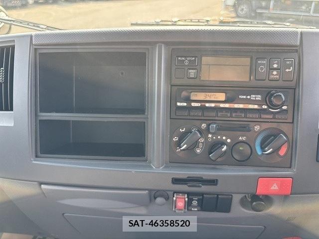 Isuzu ELF TRUCK 2013-05 8035379-12