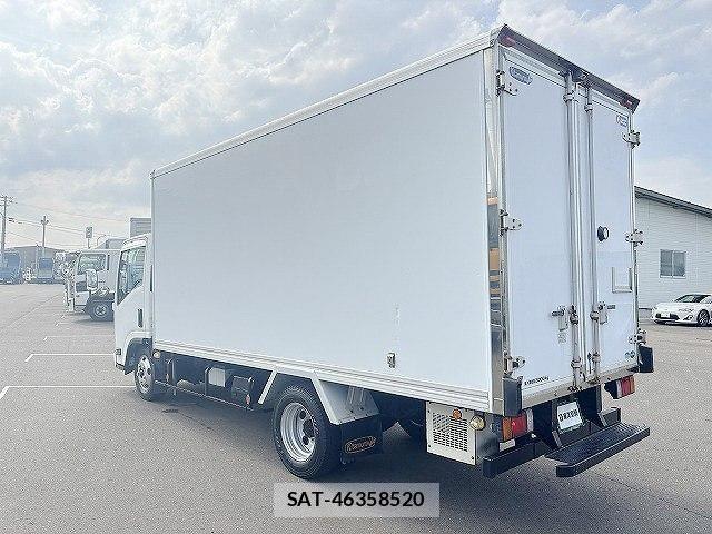 Isuzu ELF TRUCK 2013-05 8035379-3
