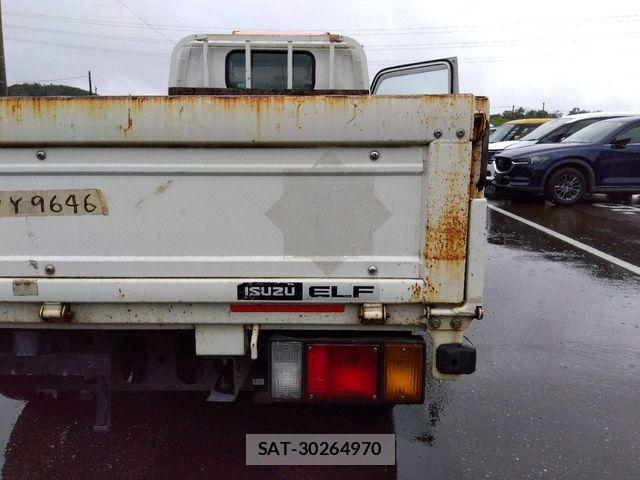 Isuzu ELF TRUCK 2017-06 8035378-17