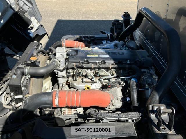 Isuzu ELF TRUCK 2023-08 8035369-12