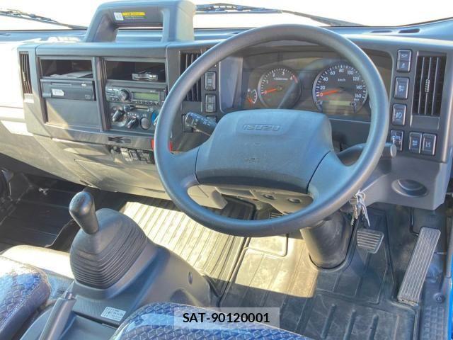 Isuzu ELF TRUCK 2023-08 8035369-16