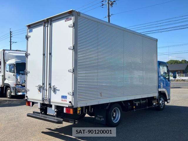 Isuzu ELF TRUCK 2023-08 8035369-2