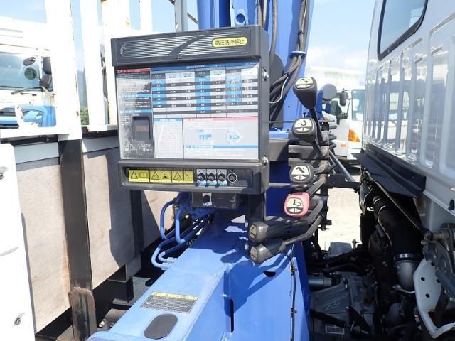 Isuzu ELF TRUCK 2018-05 8060564-13