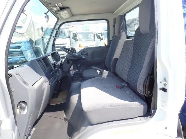 Isuzu ELF TRUCK 2018-05 8060564-16