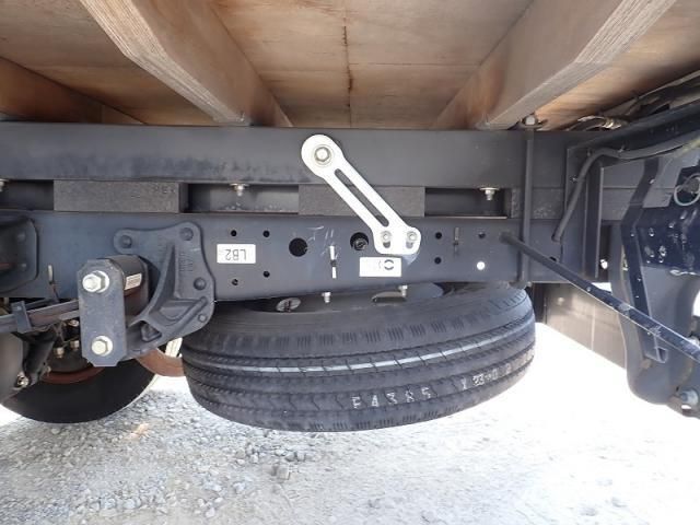 Isuzu ELF TRUCK 2018-05 8060564-20