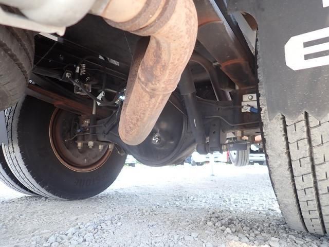 Isuzu ELF TRUCK 2018-05 8060564-21