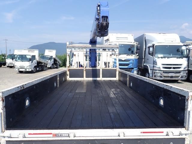 Isuzu ELF TRUCK 2018-05 8060564-6