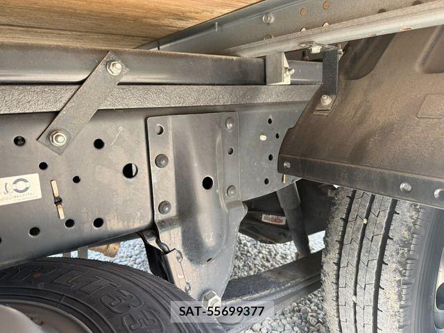 Isuzu ELF TRUCK 2018-06 8073646-14