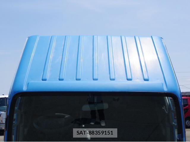 Isuzu ELF TRUCK 2015-08 8073649-14