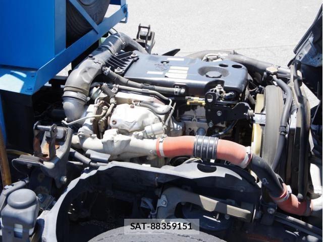 Isuzu ELF TRUCK 2015-08 8073649-24