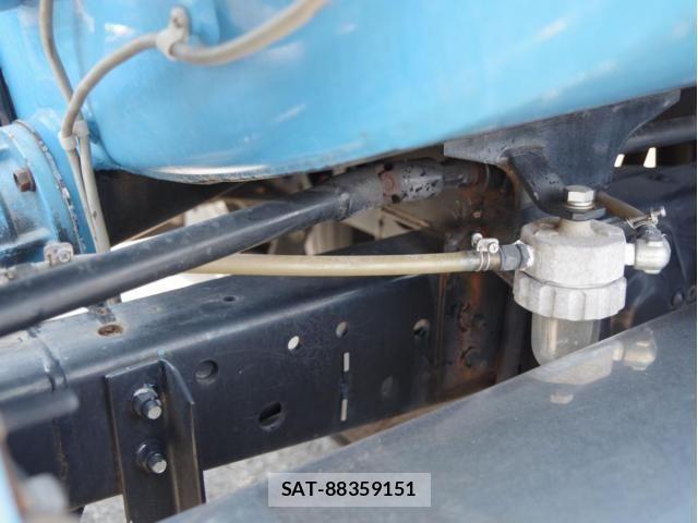 Isuzu ELF TRUCK 2015-08 8073649-7
