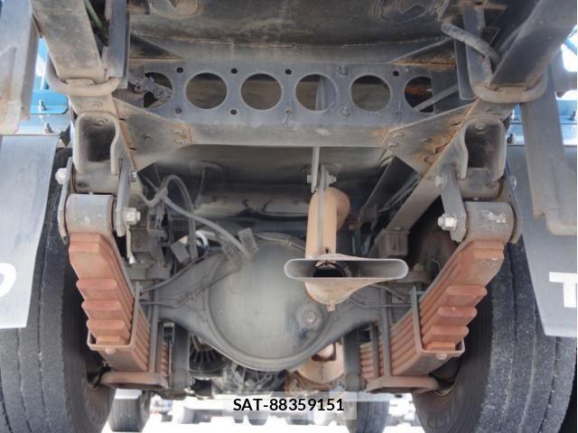 Isuzu ELF TRUCK 2015-08 8073649-8