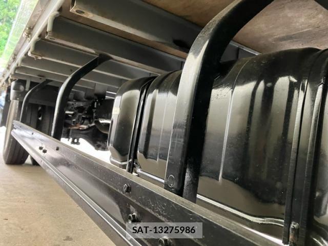 Isuzu ELF TRUCK 2002-03 8073655-6
