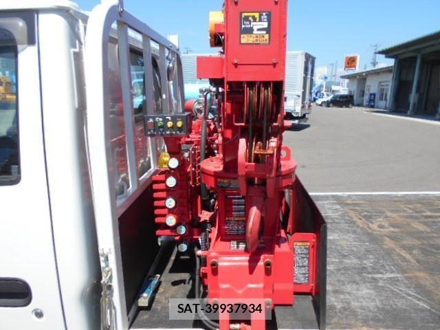 Isuzu ELF TRUCK 2007-04 8073648-10
