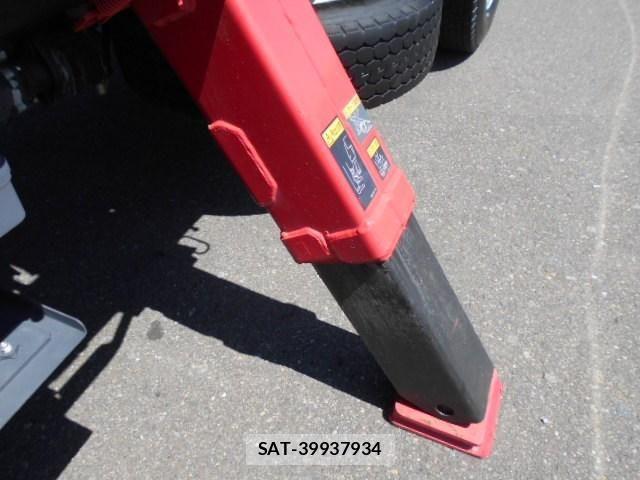 Isuzu ELF TRUCK 2007-04 8073648-12