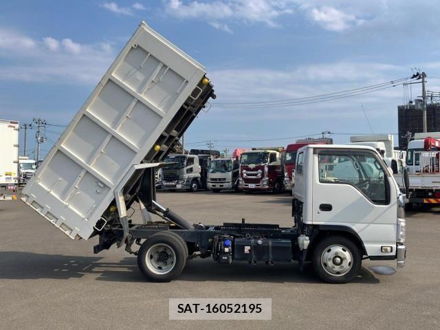 Isuzu ELF TRUCK 2020-01 8073650-5