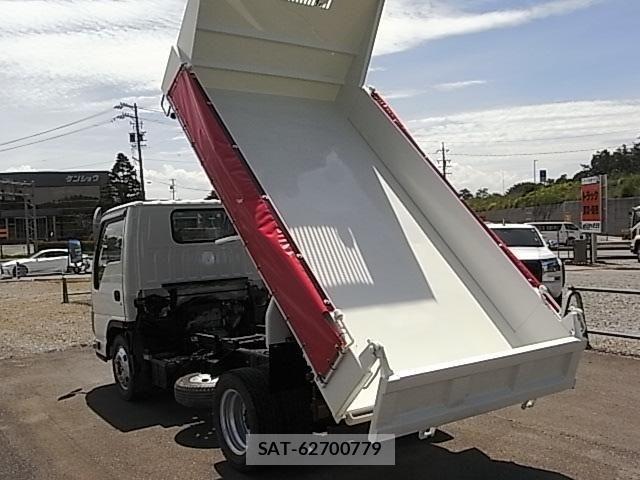 Isuzu ELF TRUCK 2013-12 8073652-11