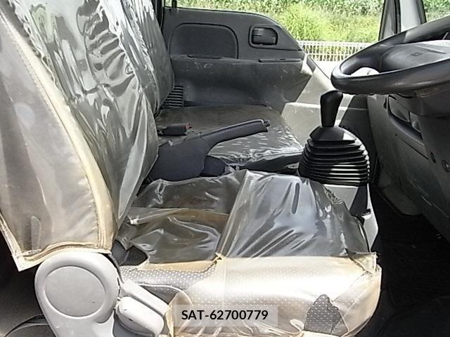 Isuzu ELF TRUCK 2013-12 8073652-16