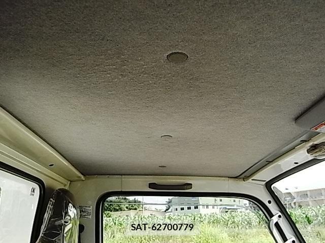 Isuzu ELF TRUCK 2013-12 8073652-17