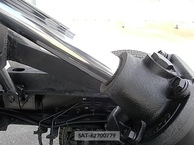 Isuzu ELF TRUCK 2013-12 8073652-25