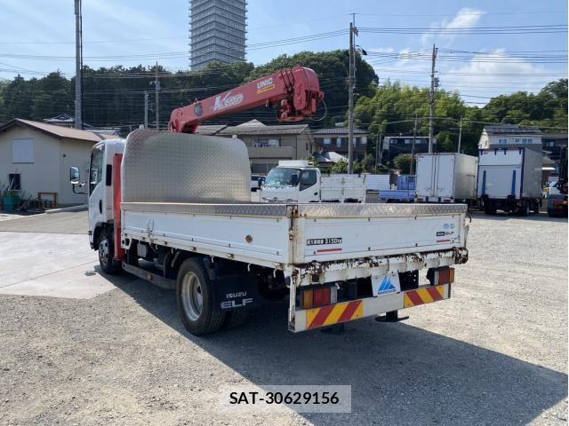 Isuzu ELF TRUCK 2015-06 8073645-1