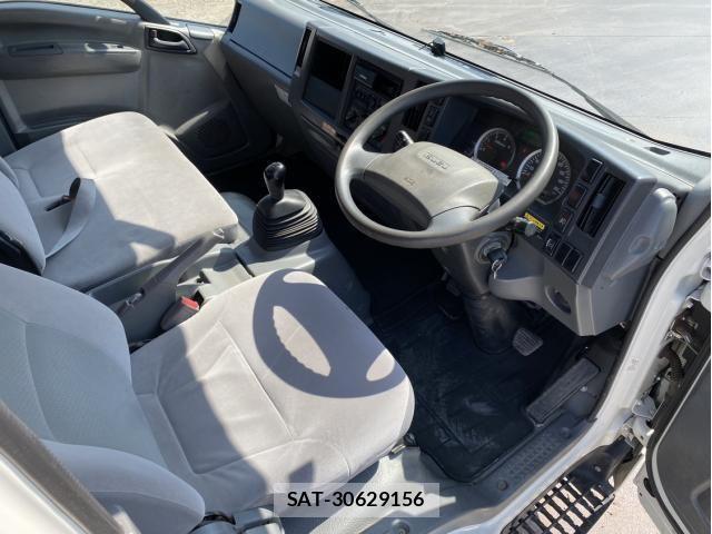 Isuzu ELF TRUCK 2015-06 8073645-22