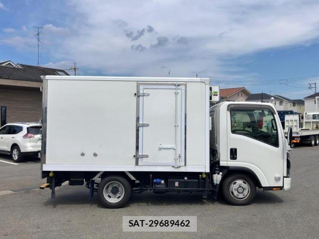 Isuzu ELF TRUCK 2025-03 8073647-5