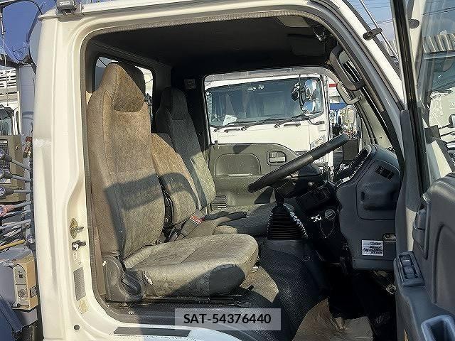 Isuzu ELF TRUCK 2004-04 8073653-10