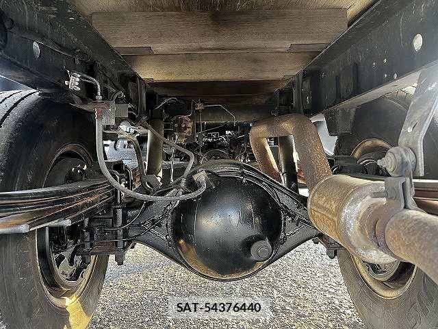Isuzu ELF TRUCK 2004-04 8073653-18
