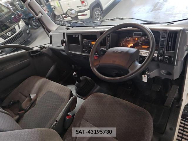 Isuzu ELF TRUCK 2019-01 8099008-12