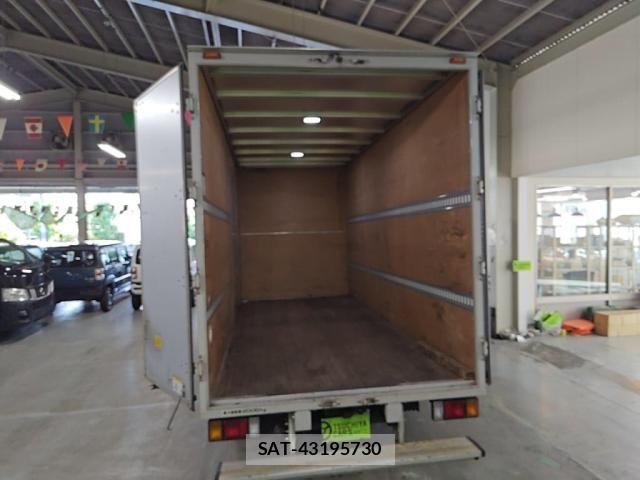 Isuzu ELF TRUCK 2019-01 8099008-16