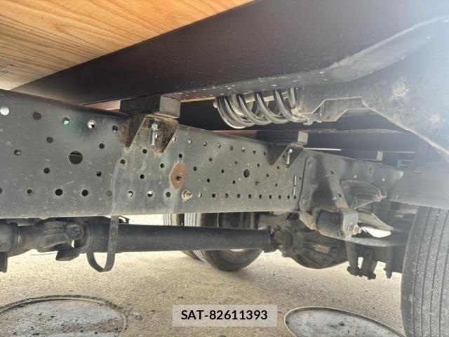Isuzu ELF TRUCK 2012-03 8099013-27